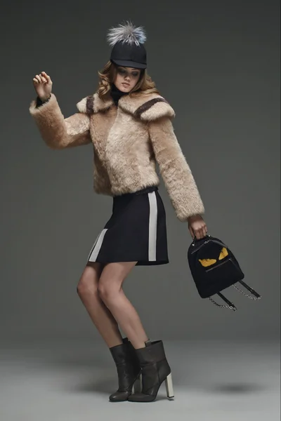 Look 29